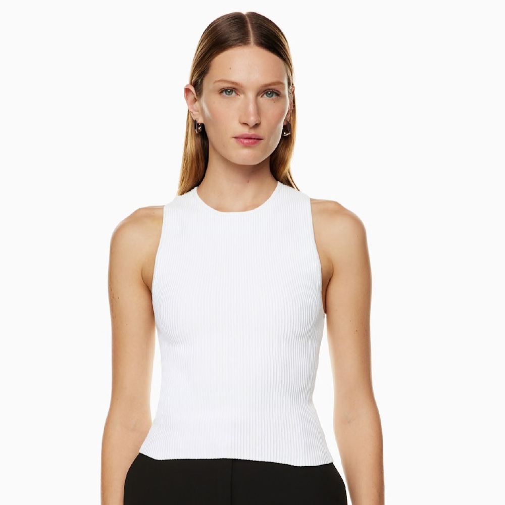 Babaton
Sculpt Knit Racer Tank